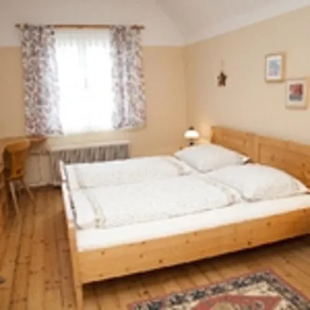 Bauernhof Woltron Farm stay *