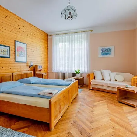 Фермерский дом Bauernhof Woltron Wurflach